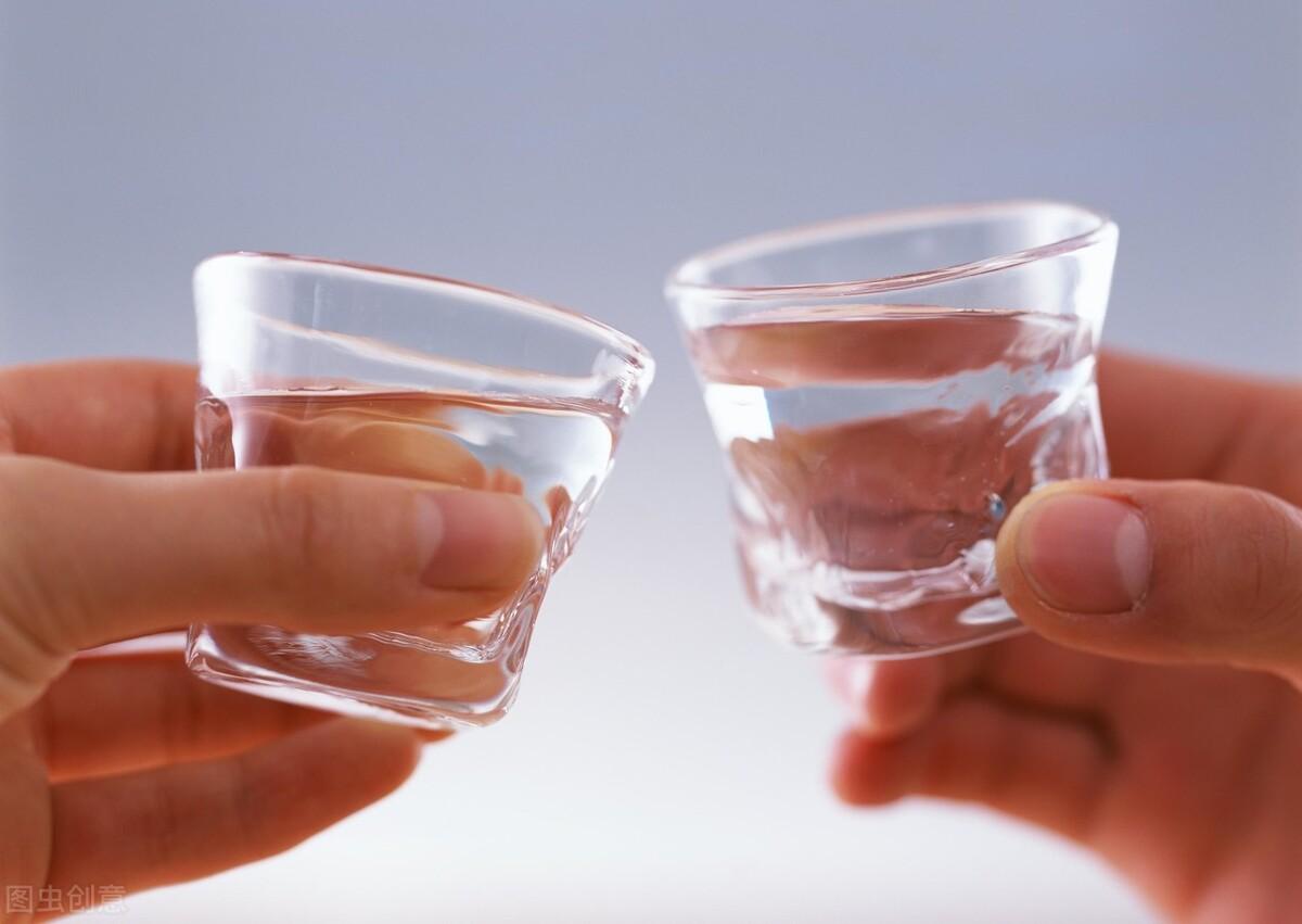 喝白酒會長胖嗎？怎么樣喝酒才好呢？